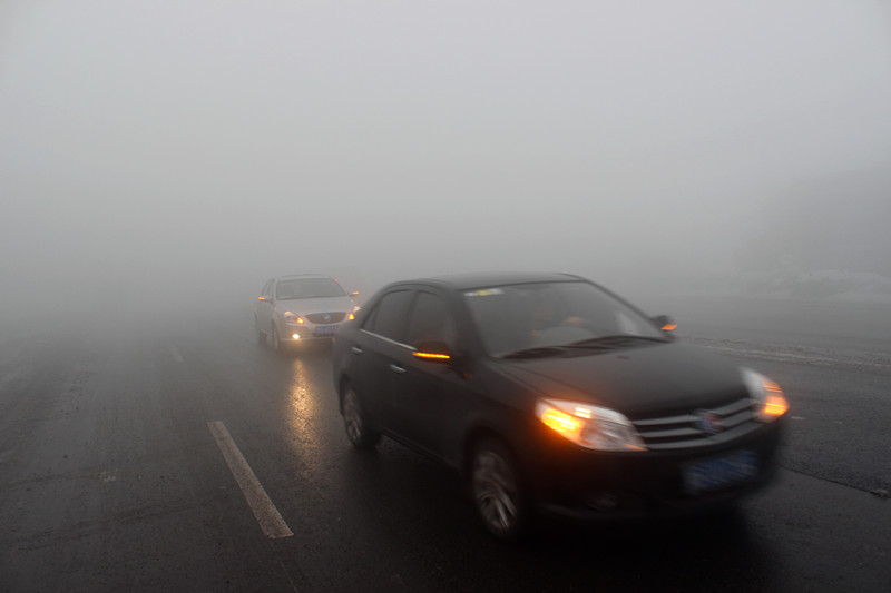新鄉雪天大霧 新鄉雪天大霧